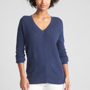 Gap v neck sweater